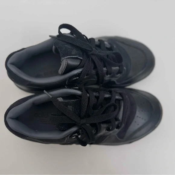 Adidas Originals Rivalry Low Black Sneakers - Picture 5 of 9